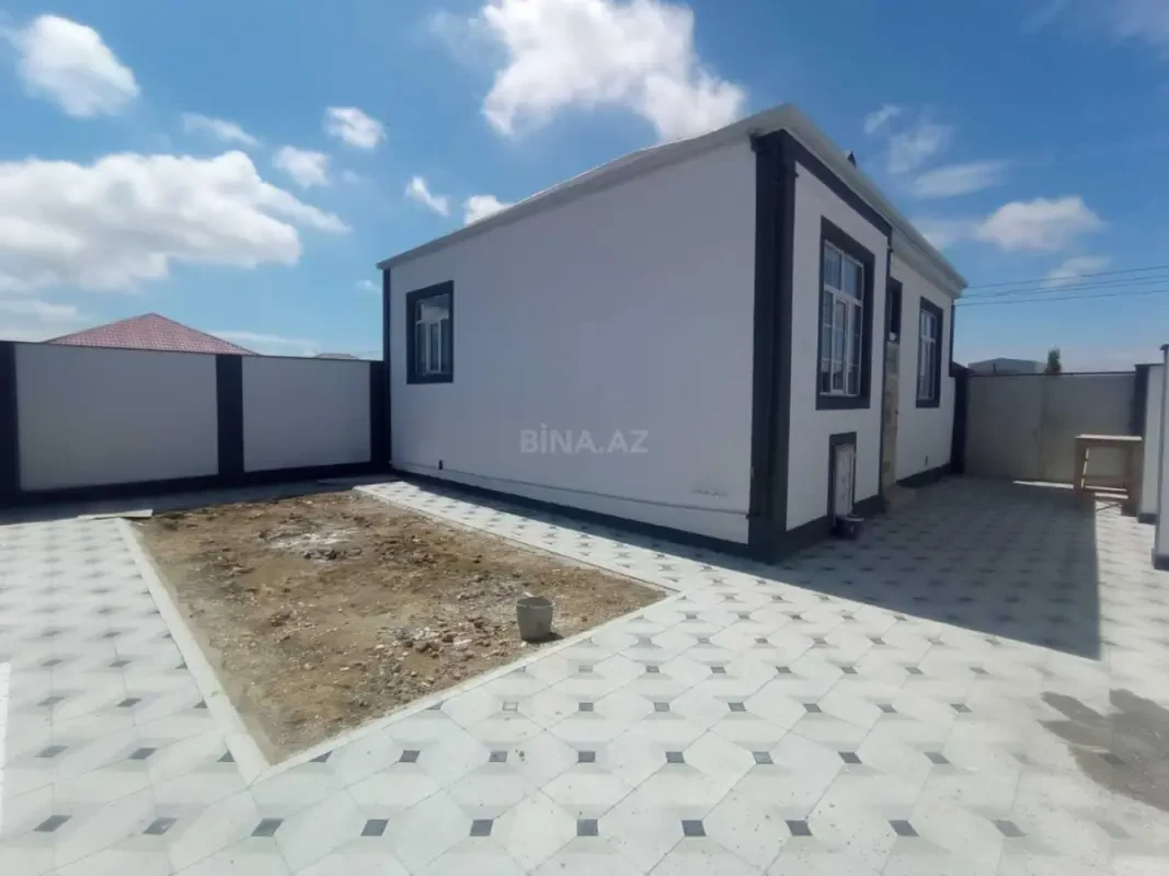 Satılır 3 otaqlı həyət evi 100 m²
