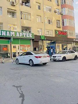 Satılır 2 otaqlı mənzil 84 m² — Bakı, İnşaatçılar 2 otaq 84.00 m²
