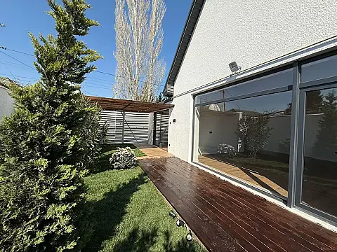 Satılır 3 otaqlı həyət evi 110 m² — Bakı, Novxanı 3 otaq 110.00 m²
