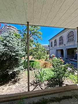Satılır 6 otaqlı həyət evi 250 m² — Bakı, Bakıxanov 6 otaq 250.00 m²