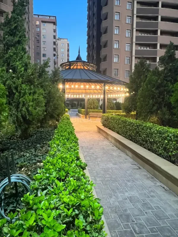 Kirayə verilir 3 otaqlı mənzil 120 m²
