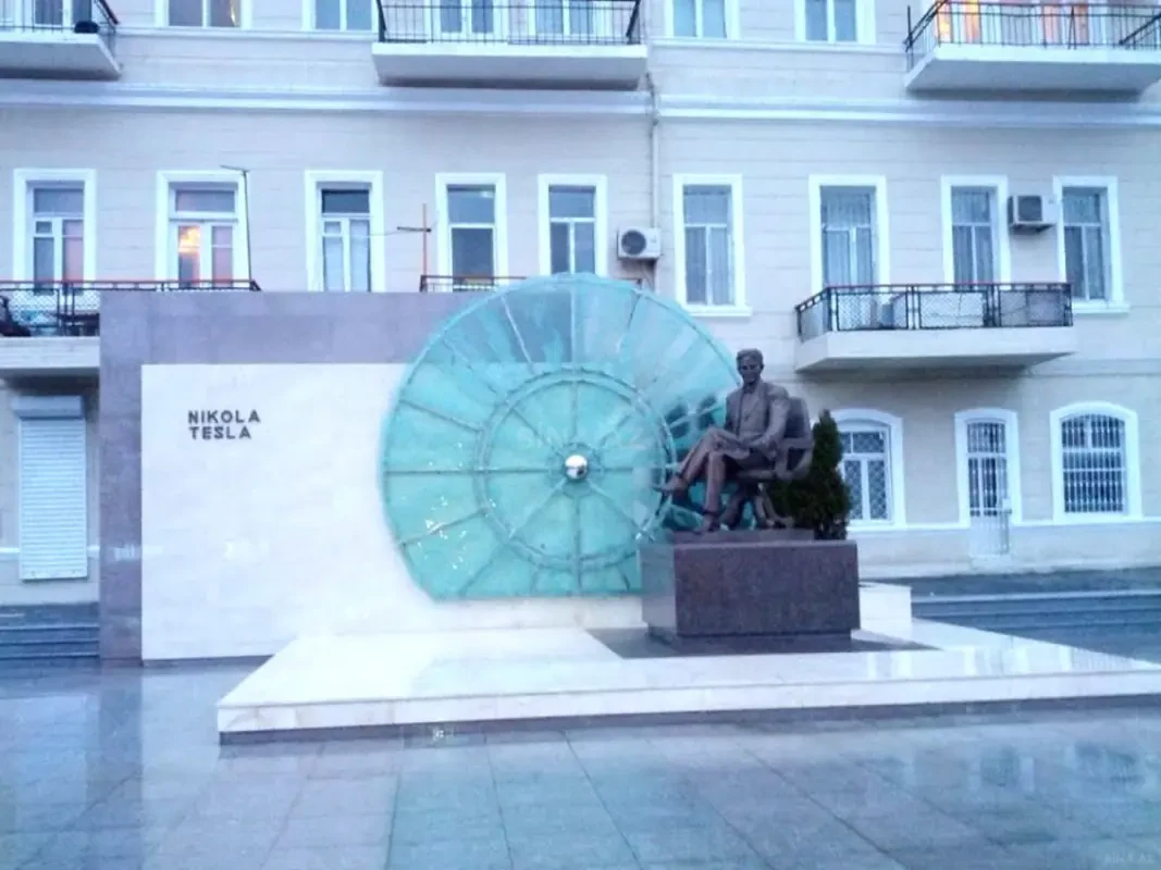 Satılır 2 otaqlı mənzil 45 m²