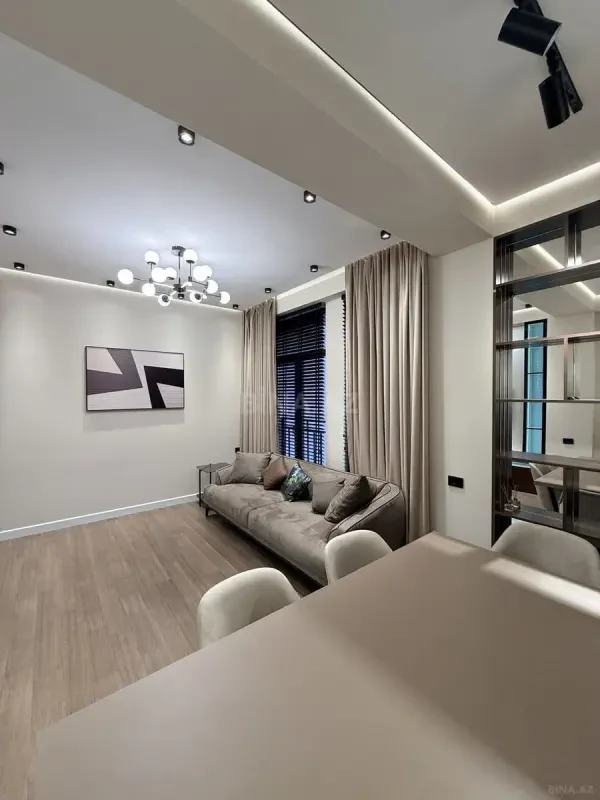 Satılır 2 otaqlı mənzil 55 m²