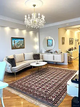 Satılır 3 otaqlı mənzil 117 m² — Bakı, Memar Əcəmi yanı 3 otaq 117.00 m²