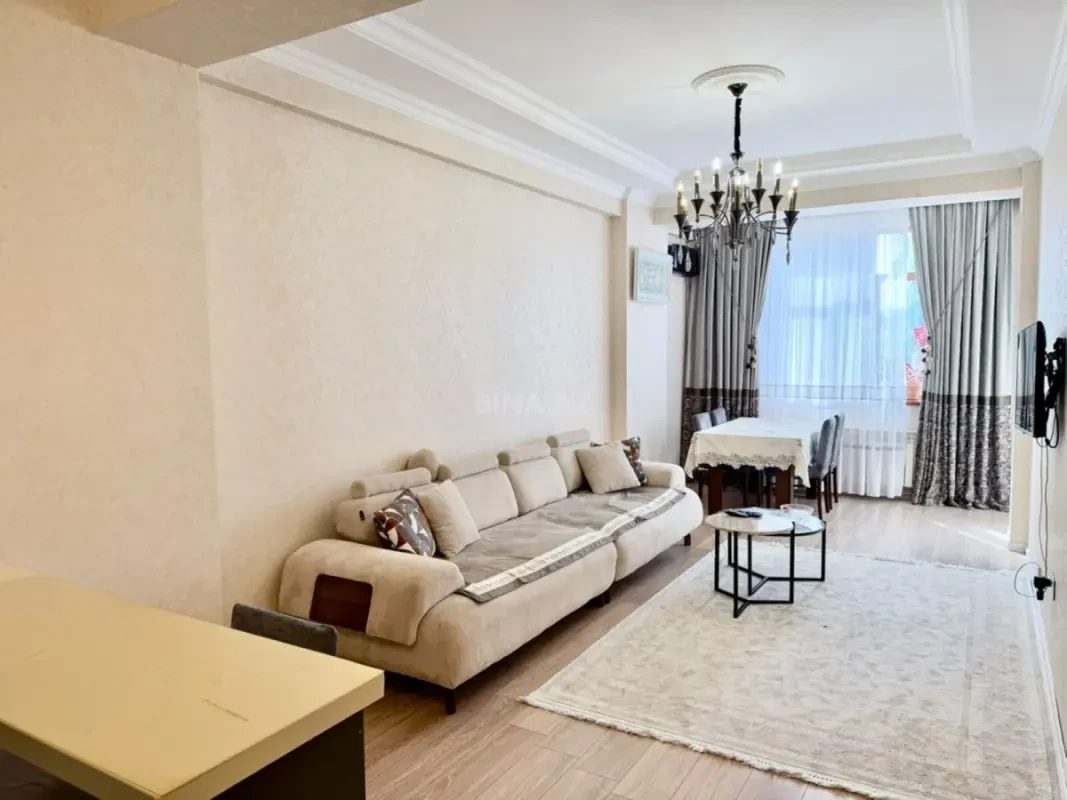 Satılır 3 otaqlı mənzil 105 m²