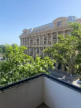 Kirayə verilir 3 otaqlı mənzil 75 m² — Bakı, Səbail 3 otaq 75.00 m²