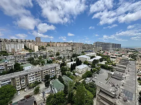 Satılır 3 otaqlı mənzil 83 m² — Bakı, Həzi Aslanov qəs. 3 otaq 83.00 m²
