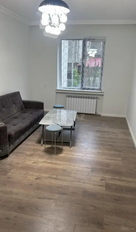 Satılır 3 otaqlı mənzil 61 m²