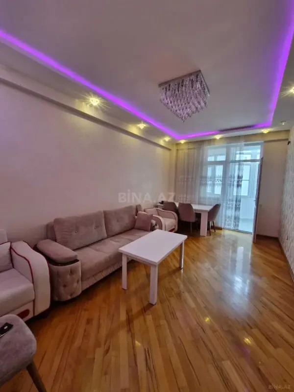 Kirayə verilir 2 otaqlı mənzil 65 m²