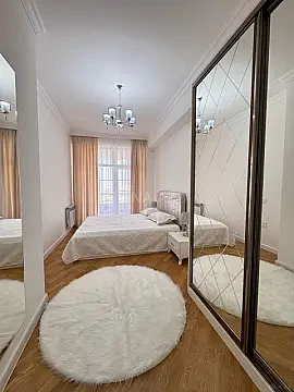 Kirayə verilir 2 otaqlı mənzil 70 m² — Bakı, Nərimanov 2 otaq 70.00 m²