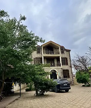 Satılır 7 otaqlı həyət evi 600 m² — Bakı, Novxanı 7 otaq 600.00 m²