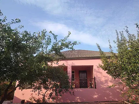 Satılır 4 otaqlı həyət evi 180 m² — Bakı, Saray 4 otaq 180.00 m²