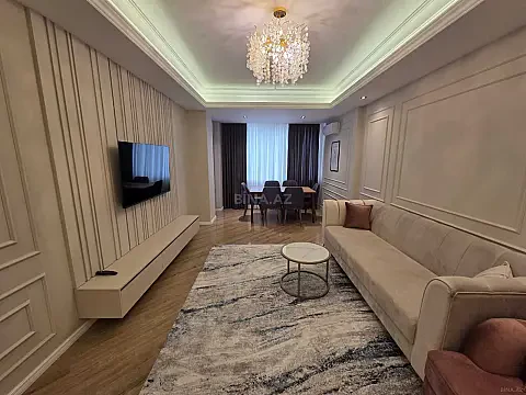 Kirayə verilir 2 otaqlı mənzil 70 m² — Bakı 2 otaq 70.00 m²