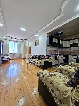 Satılır 2 otaqlı mənzil 60 m² — Bakı, İnşaatçılar 2 otaq 60.00 m²