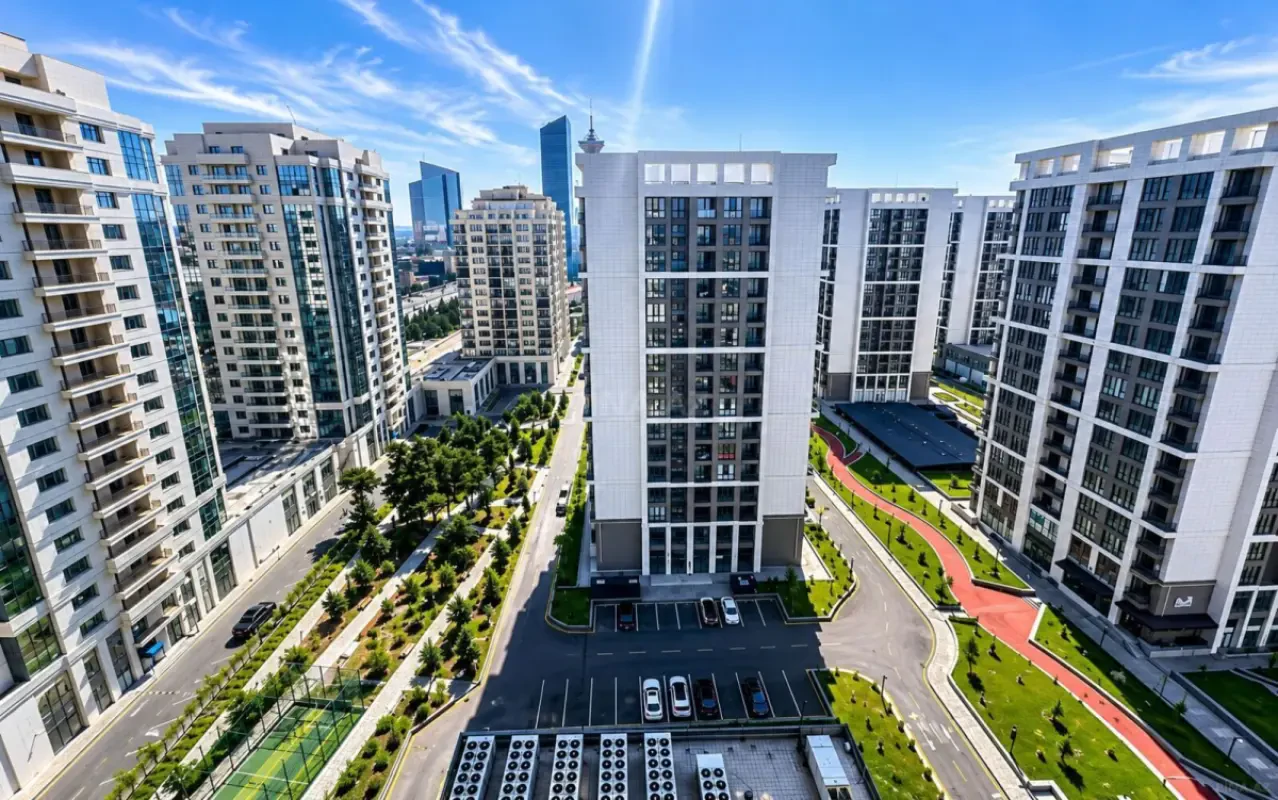 Satılır 4 otaqlı mənzil 173 m²