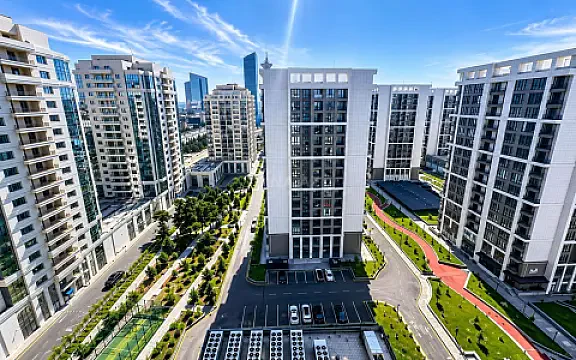 Satılır 4 otaqlı mənzil 173 m² — Bakı 4 otaq 173.00 m²