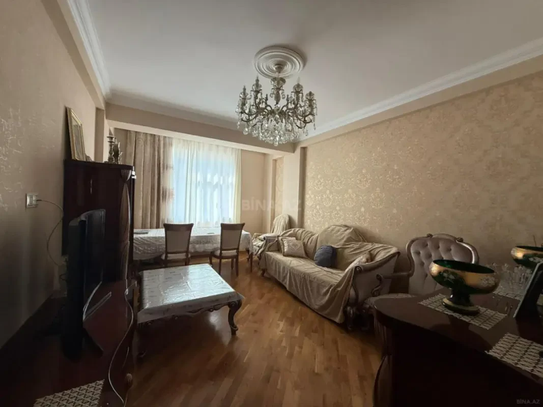 Satılır 2 otaqlı mənzil 70 m²