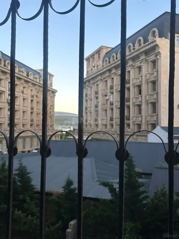 Kirayə verilir 3 otaqlı mənzil 100 m²