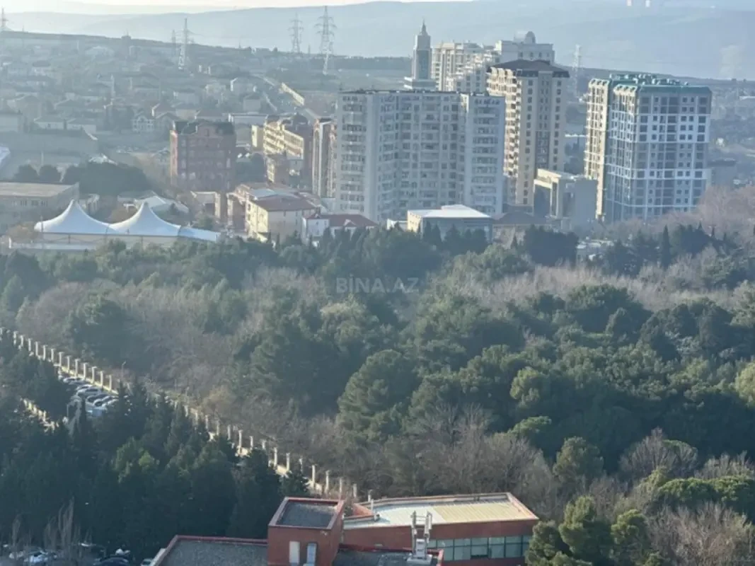 Satılır 3 otaqlı mənzil 140.3 m²