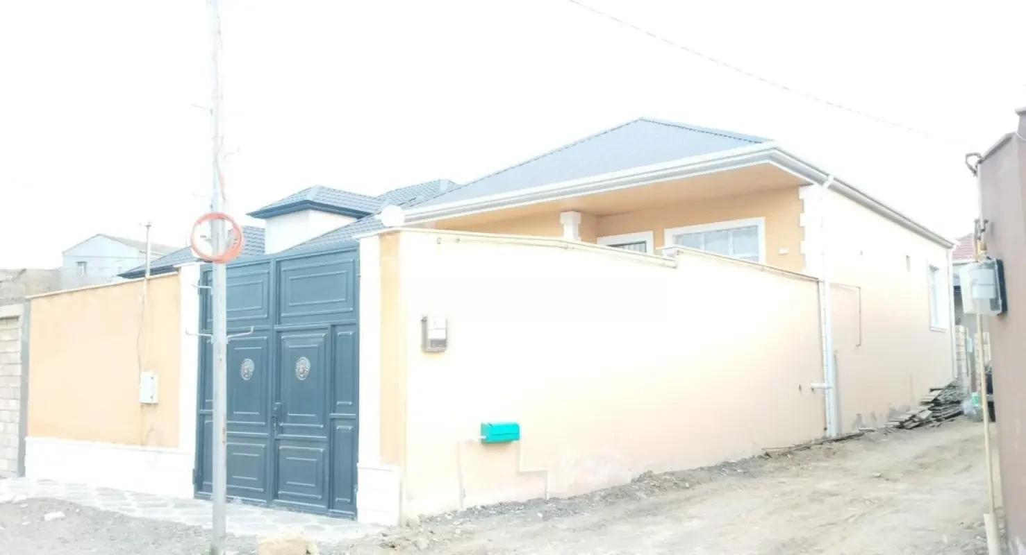 Satılır 3 otaqlı həyət evi 100 m²