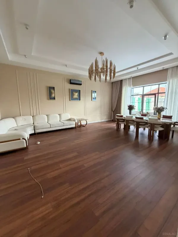 Kirayə verilir 5 otaqlı həyət evi 270 m²