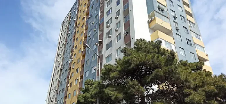 Satılır 4 otaqlı mənzil 142 m² — Bakı 4 otaq 142.00 m²
