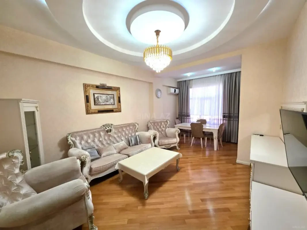 Kirayə verilir 3 otaqlı mənzil 110 m²
