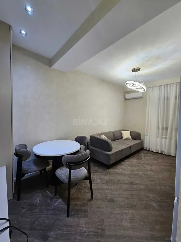 Kirayə verilir 2 otaqlı mənzil 60 m²