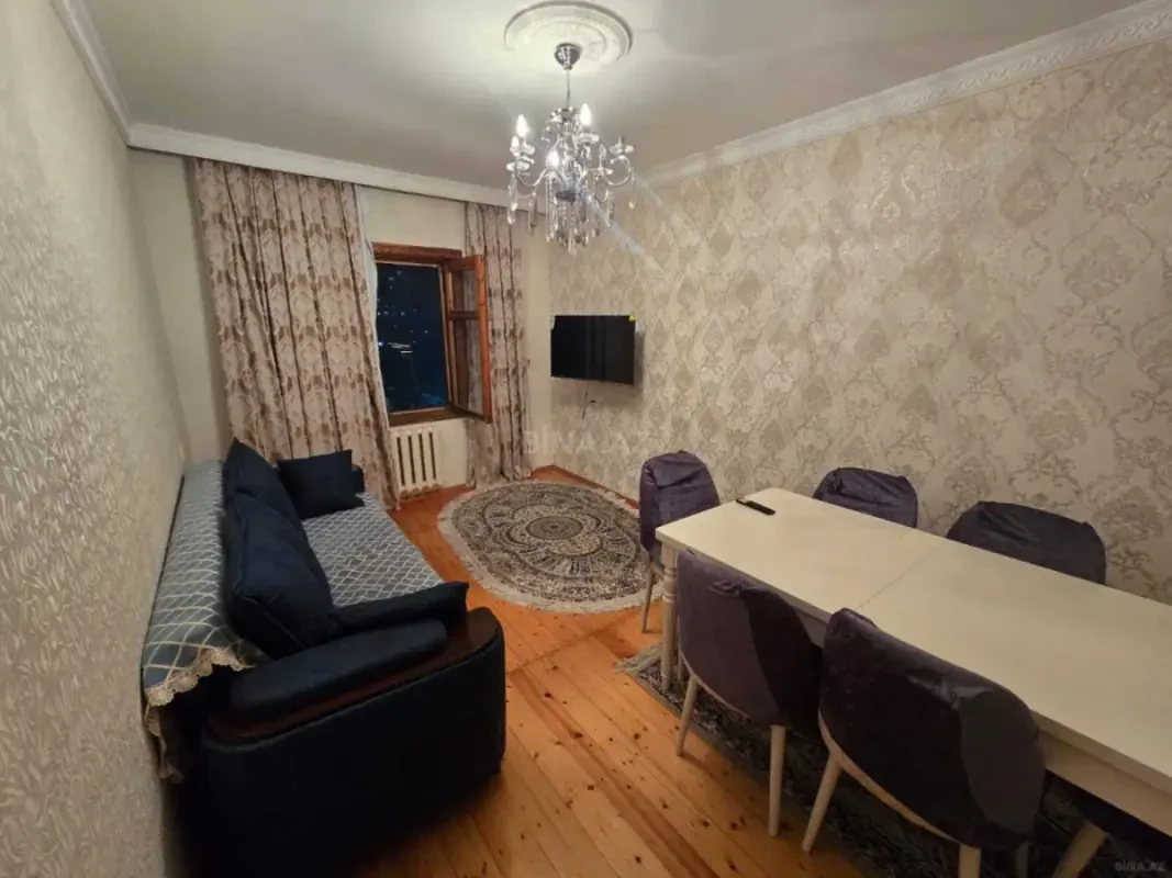 Kirayə verilir 2 otaqlı mənzil 60 m²