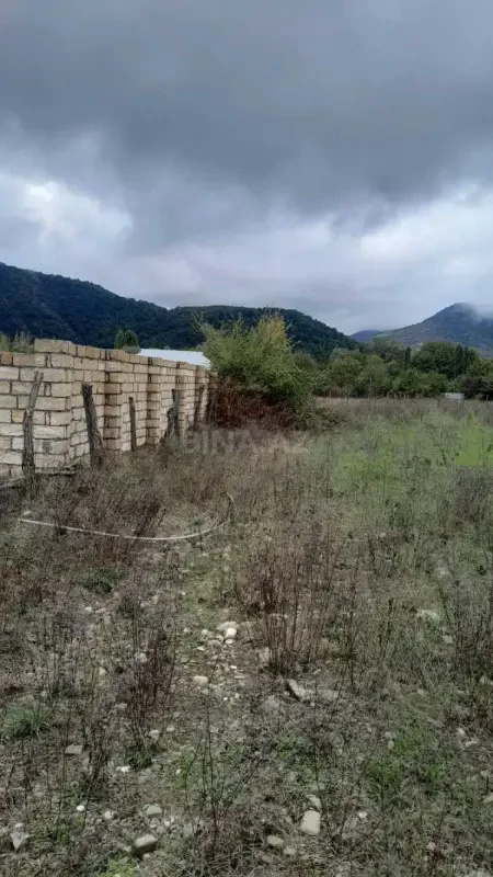 Satılır torpaq sahəsi 10 m²