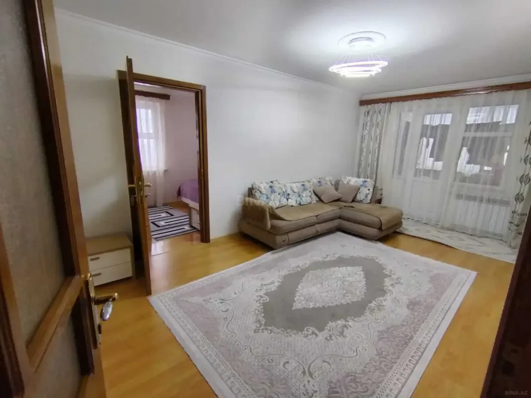 Satılır 2 otaqlı mənzil 55 m²