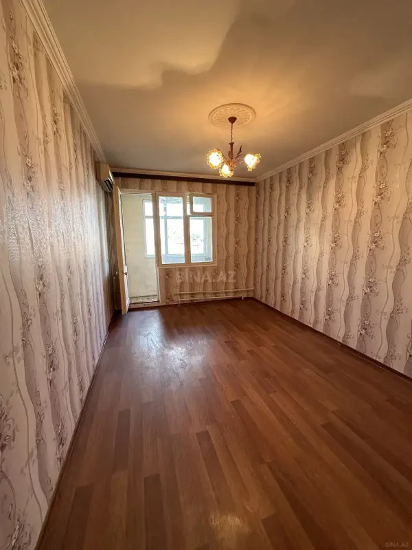 Satılır 1 otaqlı mənzil 35 m²