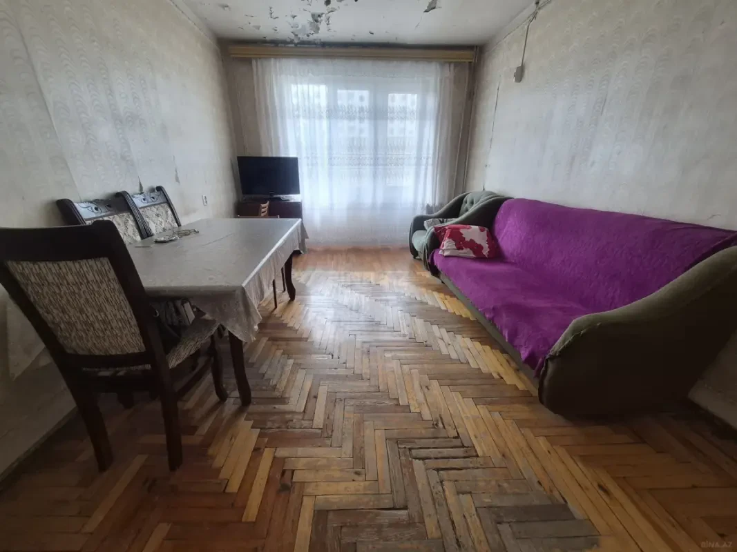 Satılır 4 otaqlı mənzil 100 m²