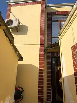 Satılır 9 otaqlı həyət evi 350 m² — Bakı, Binəqədi 9 otaq 350.00 m²