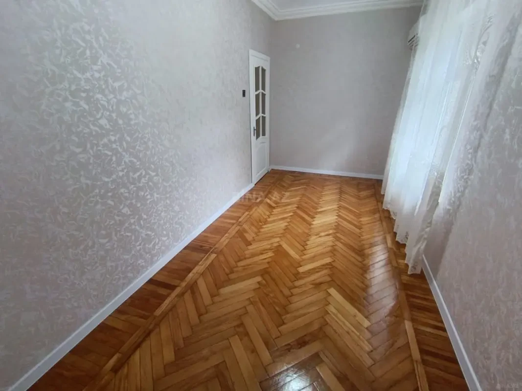 Satılır 2 otaqlı mənzil 62 m²