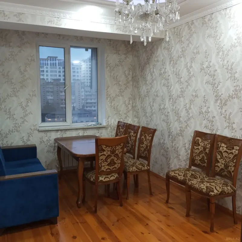 Kirayə verilir 2 otaqlı mənzil 65 m²