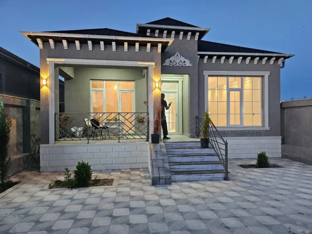 Satılır 4 otaqlı həyət evi 150 m²