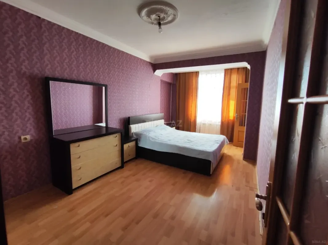 Kirayə verilir 2 otaqlı mənzil 46 m²
