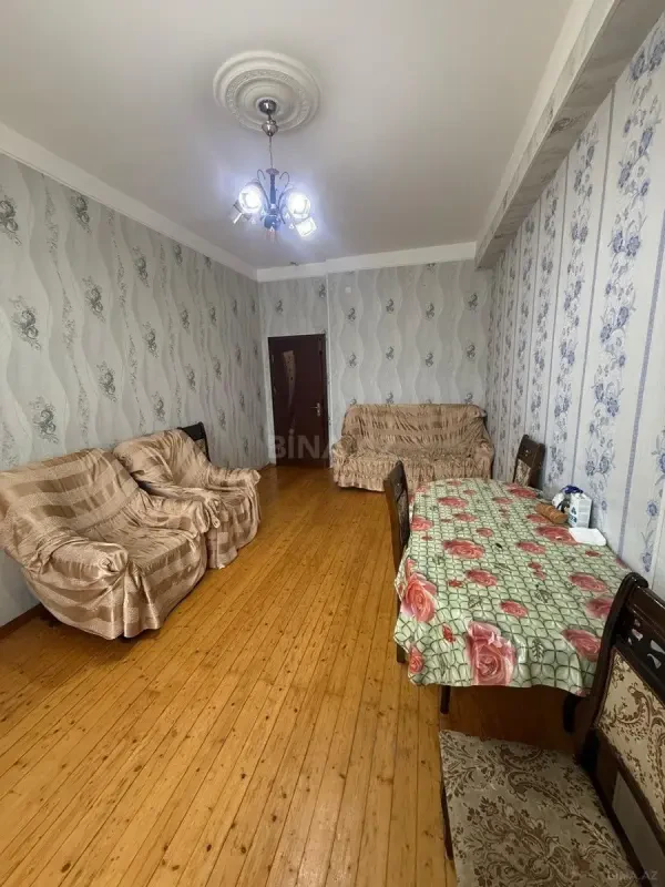 Kirayə verilir 2 otaqlı mənzil 55 m²