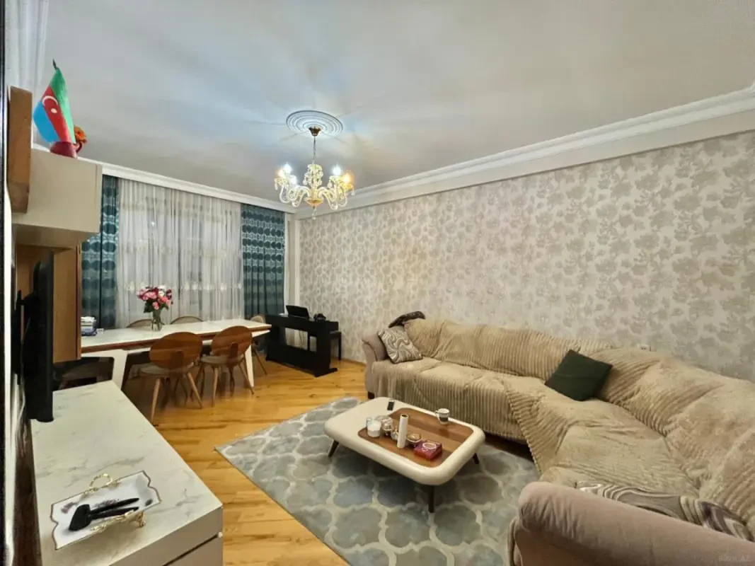 Satılır 3 otaqlı mənzil 110 m²