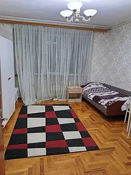 Kirayə verilir 3 otaqlı mənzil 82 m² — Bakı, Memar Əcəmi yanı 3 otaq 82.00 m²