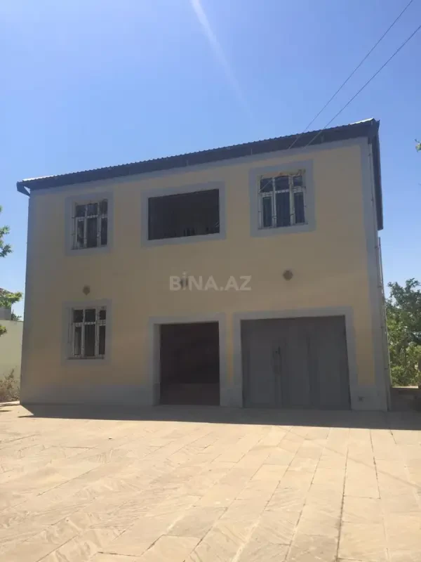 Satılır 5 otaqlı həyət evi 175 m²