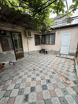 Satılır 7 otaqlı həyət evi 200 m² — Bakı 7 otaq 200.00 m²