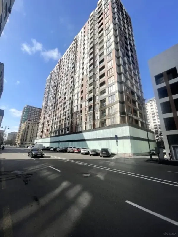 Satılır 2 otaqlı mənzil 58 m²