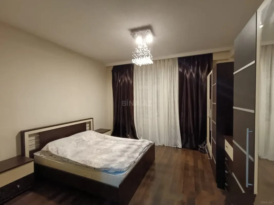 Kirayə verilir 2 otaqlı mənzil 65 m²