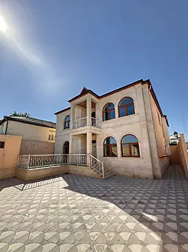 Satılır 6 otaqlı həyət evi 250 m² — Bakı, Bakıxanov 6 otaq 250.00 m²