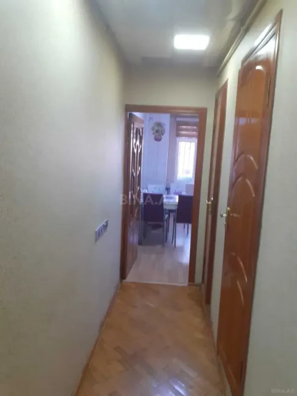 Satılır 4 otaqlı mənzil 110 m²