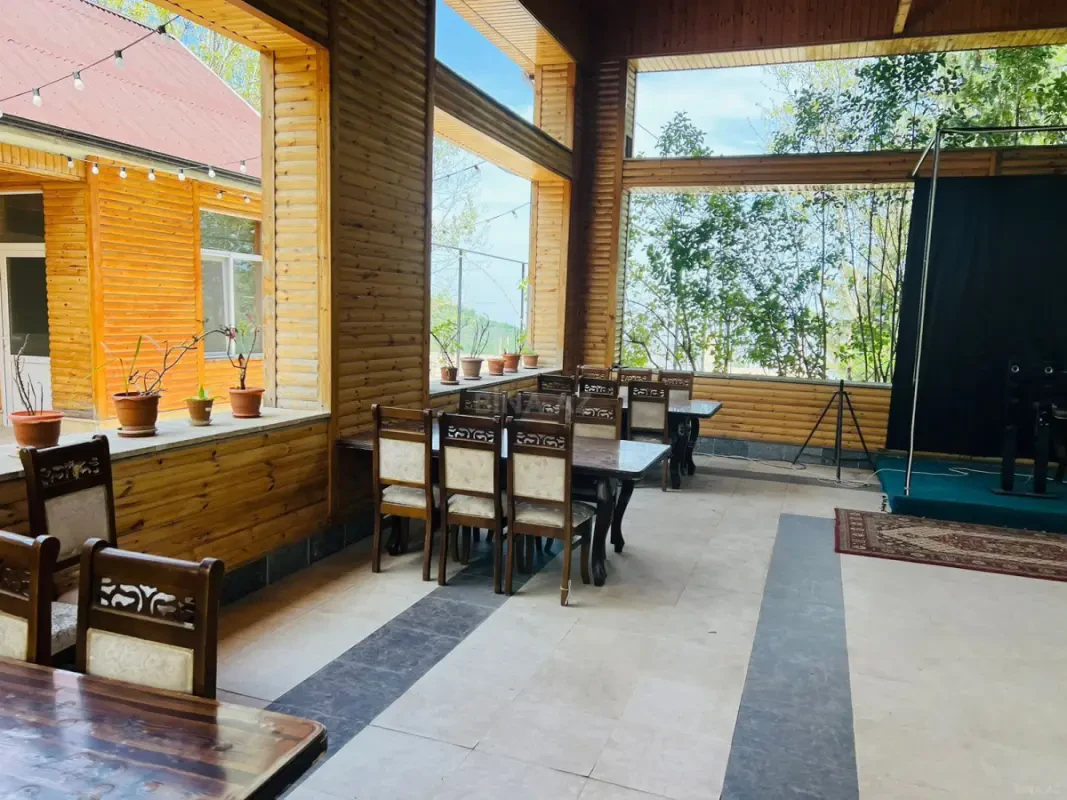 Satılır obyekt 663 m²