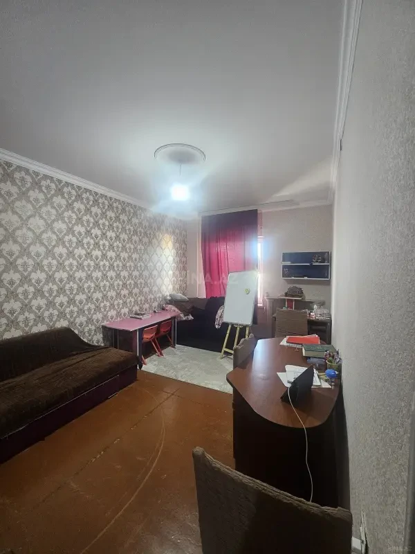 Satılır 3 otaqlı mənzil 98 m²