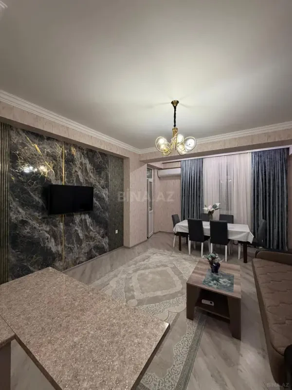Kirayə verilir 2 otaqlı mənzil 71 m²